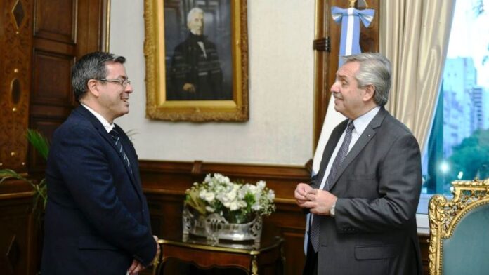 PÁGINA 9 MARTÍNEZ REEMPLAZO DE MÁXIMO KIRCHNER