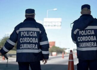 Dos policías acusados de abusar de una compañera