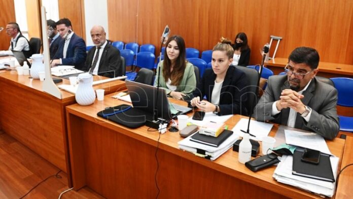 Pagina 6 23 de febrero 2022 declaro contra su antiguo jefe