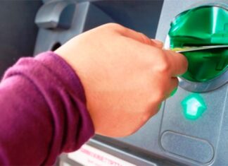Denunciaron a un banco por cobrar el “seguro de cajero”