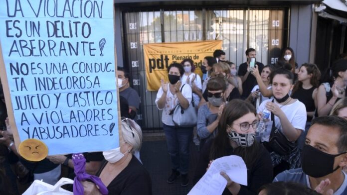 Pagina 6 8 de marzo Todos serían participes necesarios