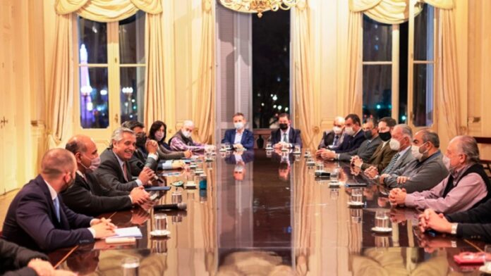 p8 - El gobierno convocó a al Consejo del Salario