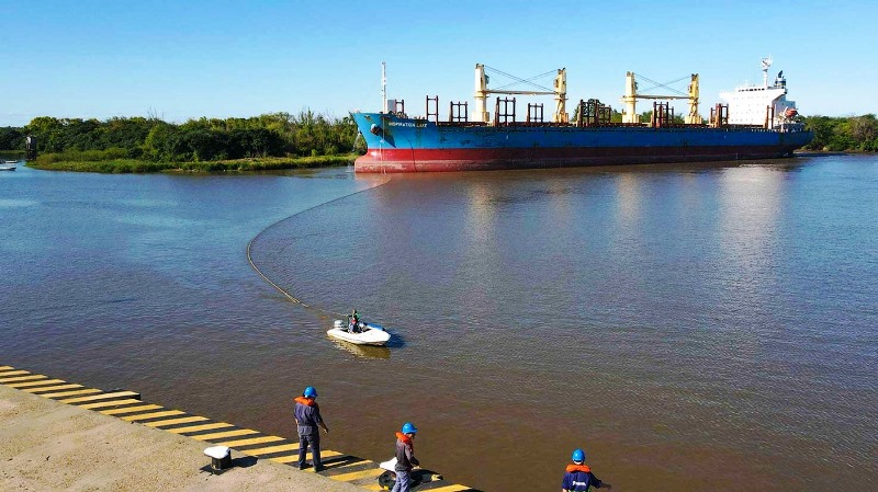 Arrib Un Nuevo Buque Al Puerto Uruguayense Diario La Calle