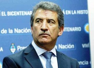 El ex gobernador Urribarri informó que no competirá en las elecciones de este año