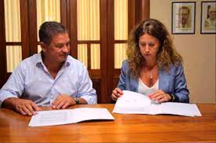 p6 - Provincia y municipalidad de Diamante firmaron convenio para el desarrollo de Parque Fotovoltaico