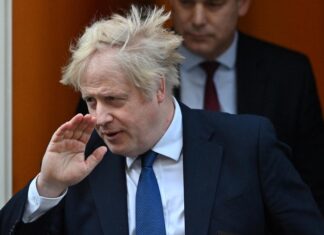 Boris Johnson: «Si Putin fuera mujer no habría empezado esta guerra loca de macho»