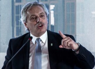 Yo digo… Política formal, política informal y política real