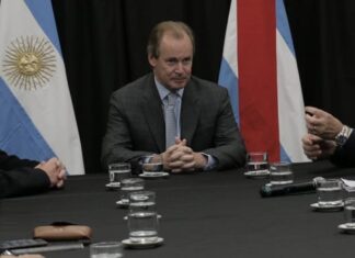 Bordet impulsa medidas para «normalizar definitivamente» la provisión de gasoil en la provincia