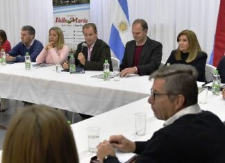 Bordet se reunió con intendentes vecinalistas