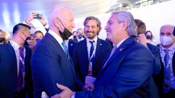 p8 - Fernández viajará a EEUU