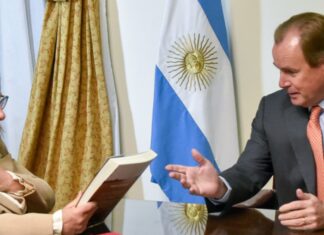 Provincia y Defensoría del Público acuerdan acciones para promover la diversidad de voces