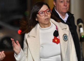 Batakis: «Los salarios no son la causa de la inflación»