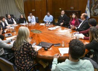 Batakis designó a su equipo