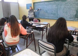 Para el CGE trabajó el 56% de los docentes en Uruguay