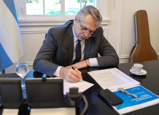 El Gobierno prohibió la contratación de nuevos empleados en el Estado nacional