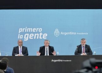 Fernández contra los que especulan con los granos