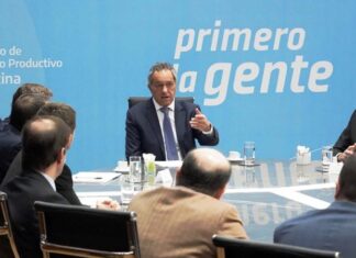 Scioli mantuvo un encuentro con diversos empresarios