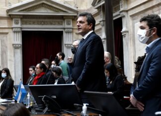 Massa: «Decidí asumir la responsabilidad que me toca con alma y vida»