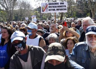 Movilización. Reclamaron por una “Justicia honesta”