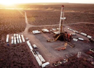 YPF hará una mega terminal para exportar crudo