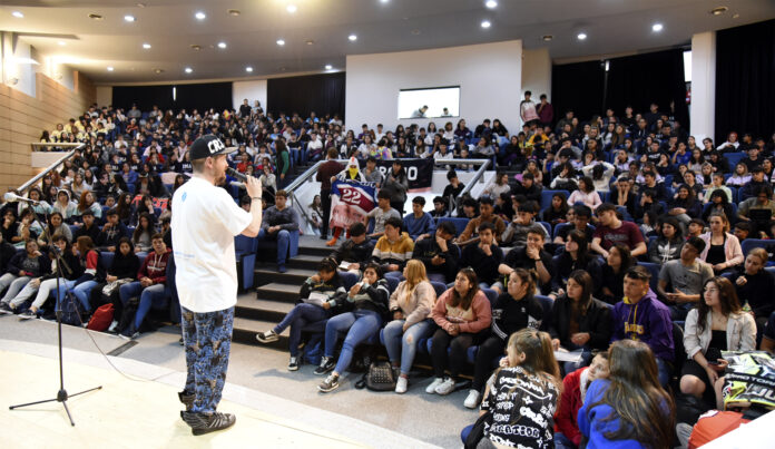 Estudiantina (2) (1)