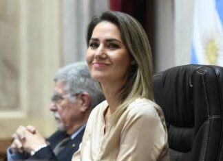 Carolina Losada: «Colar amigos a planta permanente también es robar»