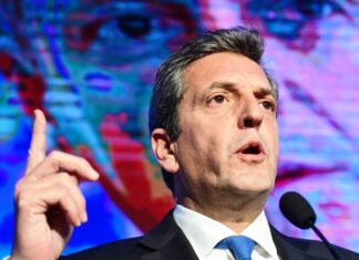 Massa anunció un dólar a $200 para las exportaciones