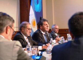 Sergio Massa se reunió con empresarios en Washington