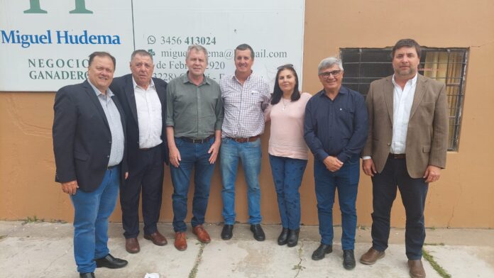 19bd8c8e-7219-4000-a308-00ea2eada6e5