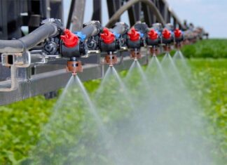 Joven está en Terapia por manipular agroquímicos