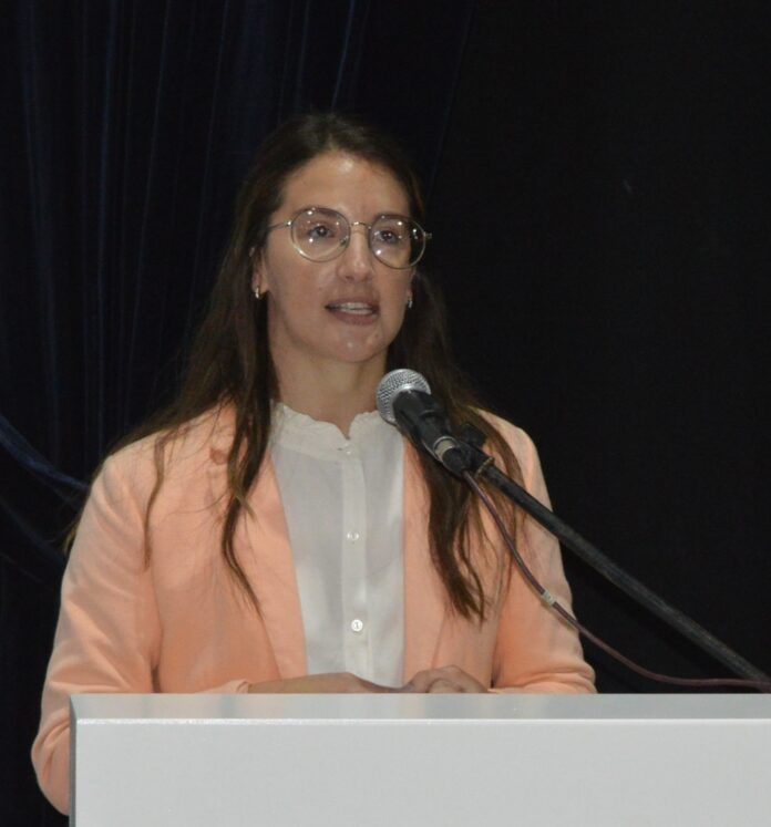 Catalina Pais Directora de Adultos Mayores