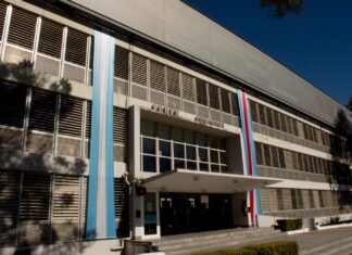 Magistrados y funcionarios judiciales deberán suscribir sus actos jurisdiccionales con firma digital