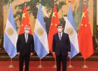 Alberto saludó a Xi Jinping por su tercer mandato al frente del Partido Comunista Chino