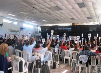 Agmer acordó reclamar una suba de 25% del salario