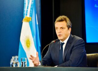 Massa logró acordar otra vez con el Club de París