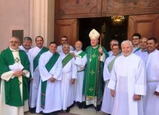 El Nuncio Apostólico presidió misa en la Basílica