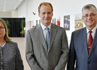 Gustavo Bordet defendió la división de Poderes