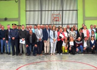 La Provincia entregó aportes y cascos