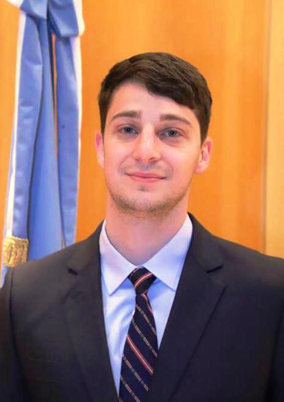 p4 uruguayense en café de filosífa1