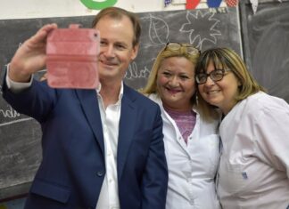 El Gobernador puso de relieve el orden de la provincia