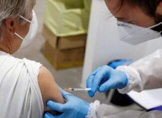 Covid: Ministros de Salud de todo el país instan a aplicarse la vacuna de refuerzo