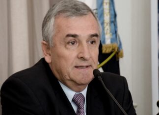 Morales brindó una conferencia de prensa en Paraná: Hoy recorre la provincia