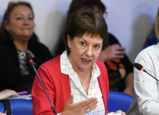 Blanca Osuna. “Avanzamos en leyes que consolidan la educación”