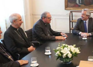 Coparticipación: La Iglesia pidió respetar las instituciones y la Constitución