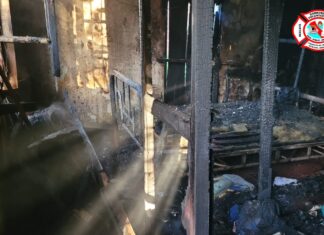 Se incendió una casa y dejó pérdidas totales en living y dormitorio