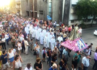 Multitudinaria expresión de fe en honor a la Inmaculada