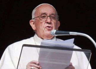 Francisco escribió una carta de renuncia en 2013 en caso de problemas de salud