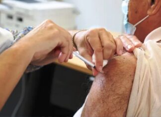 Vacuna Covid: El Gobierno nacional definió quiénes y cada cuánto deben recibirla ahora