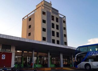 Ex hotel Francisco Ramírez luce sus renovados frentes