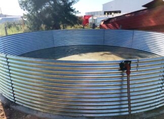 Construyeron un tanque de reserva de agua en el Parque Industrial